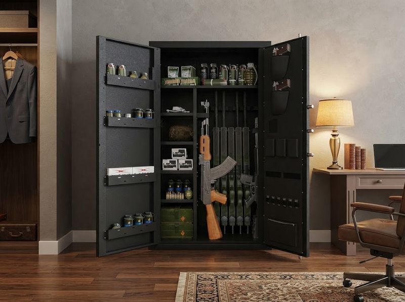 Luzfuego 30-40 Double-Door Gun Cabinet interior shelves